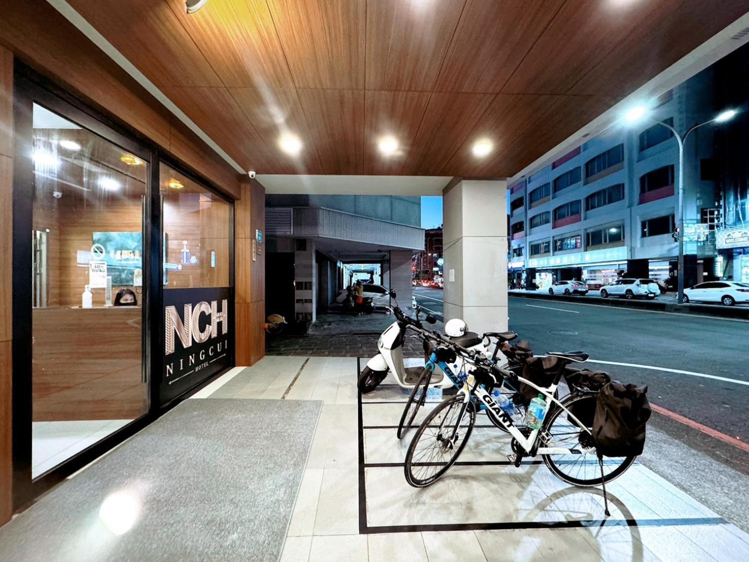 P Inn Đài Nam Ngoại thất bức ảnh